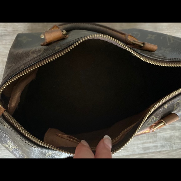 Louis Vuitton Speedy 30 - Picture 6 of 11